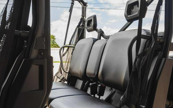 2025 Can-Am® Defender MAX DPS HD9 Stealth Black