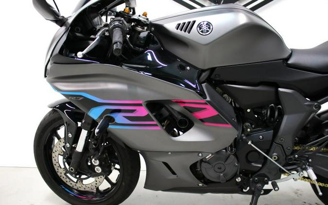 2024 Yamaha R7