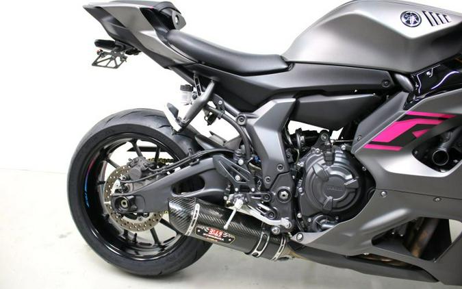2024 Yamaha R7