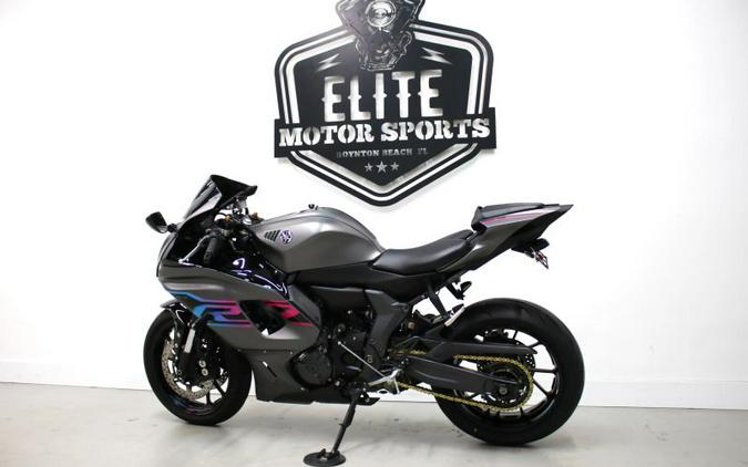 2024 Yamaha R7