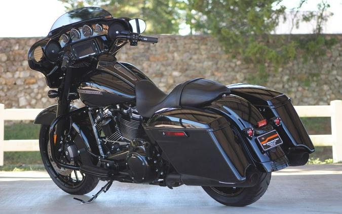 2018 Harley-Davidson® FLHXS - Street Glide® Special