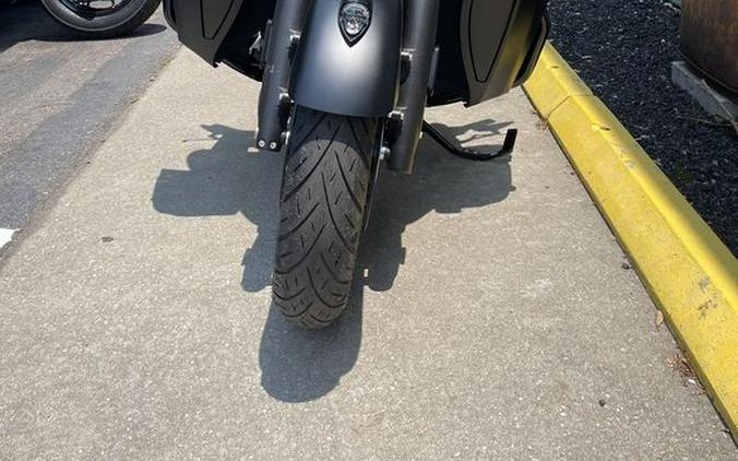 2023 Indian Motorcycle® Roadmaster® Dark Horse® Black Smoke