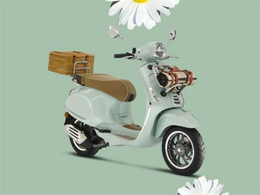 2023 Vespa Primavera 50 Pic Nic