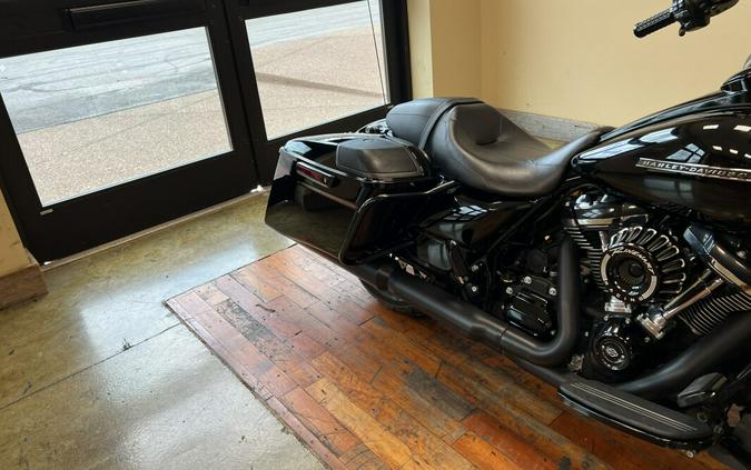 Used 2019 Harley-Davidson Street Glide Special Grand American Touring Motorcycle For Sale Near Memphis, TN