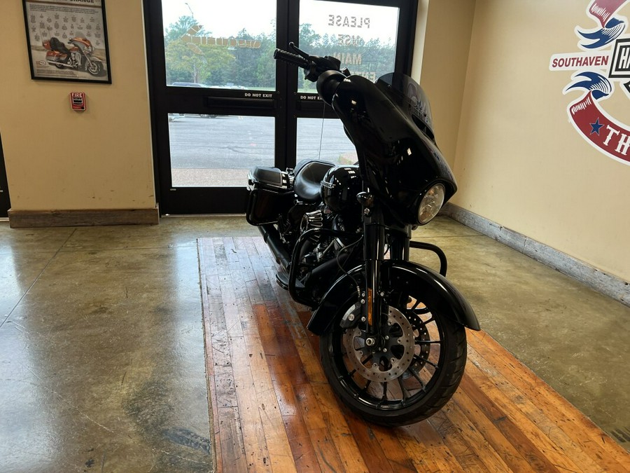 Used 2019 Harley-Davidson Street Glide Special Grand American Touring Motorcycle For Sale Near Memphis, TN