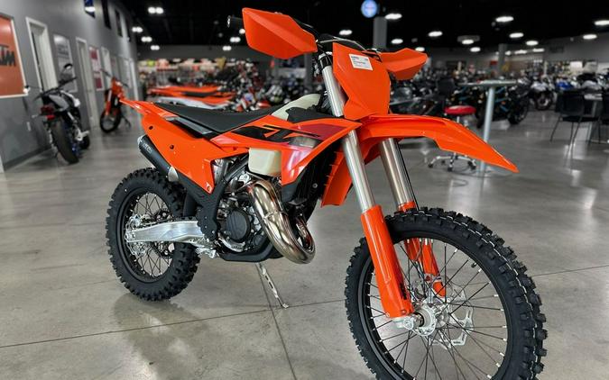 2025 KTM 125 XC