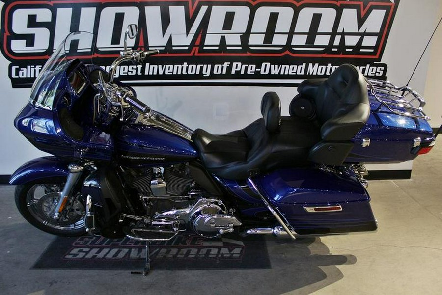 2015 Harley-Davidson® FLTRUSE - CVO™ Road Glide® Ultra