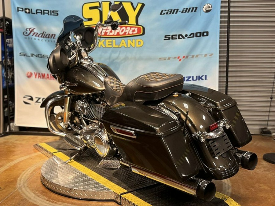 2021 Harley-Davidson FLHX - Street Glide