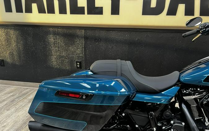 2026 Harley-Davidson® Road Glide® Teal Thunder / Vivid Black