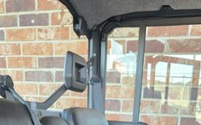 2026 Can-Am® Defender MAX DPS CAB HD10