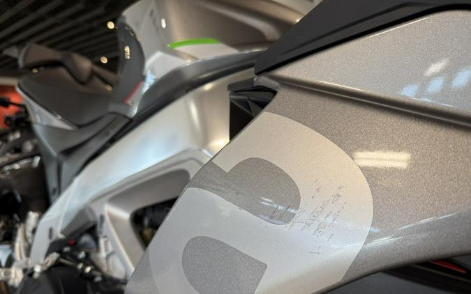 2022 Aprilia Tuono V4 1100 RR