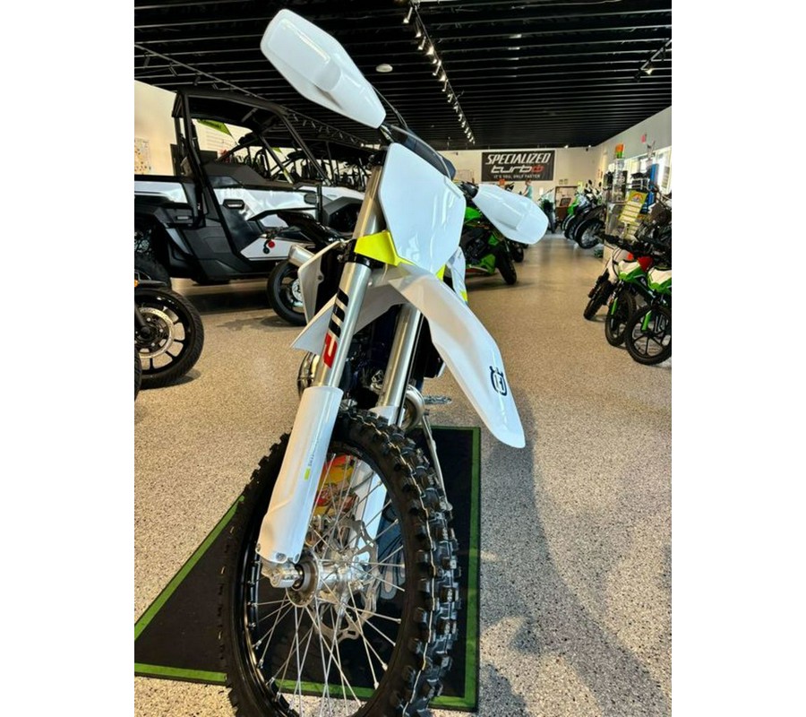 2025 Husqvarna® TX 300