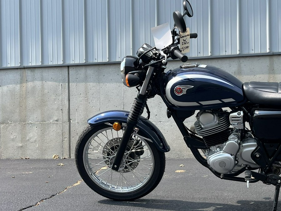 2025 Kawasaki W 230 ABS