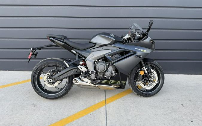 2025 Triumph Daytona 660 Satin Granite/Satin Black