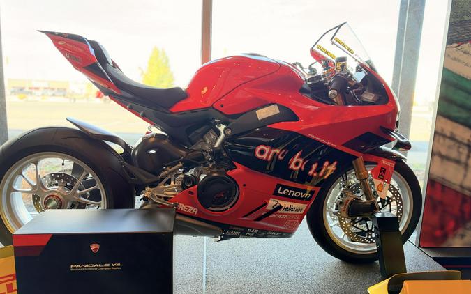 2024 Ducati Panigale V4 Bautista 2022 World Champion Replica RED