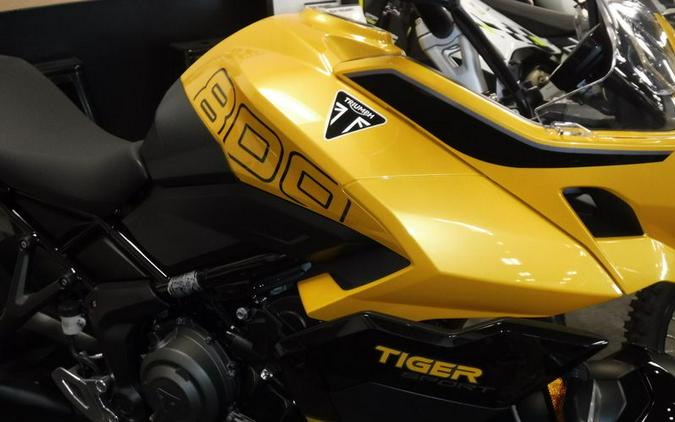 New 2025 Triumph Tiger Sport 800 Motorcycle in Kansas City, MO