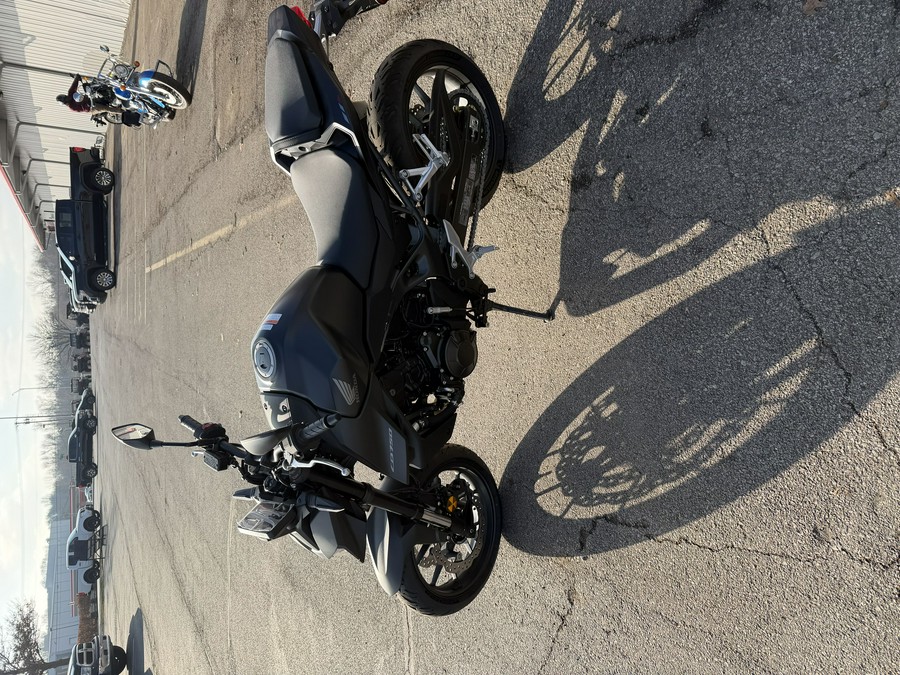 2025 Honda CB750 Hornet Base