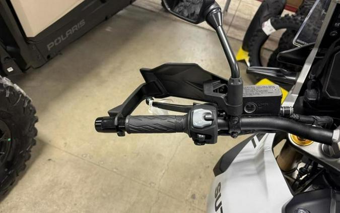 2026 Suzuki V-Strom 1050DE