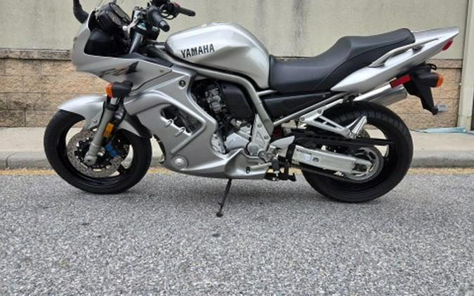2002 Yamaha FZ1