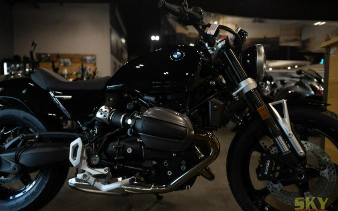 2024 BMW R 12 nineT Blackstorm Metallic