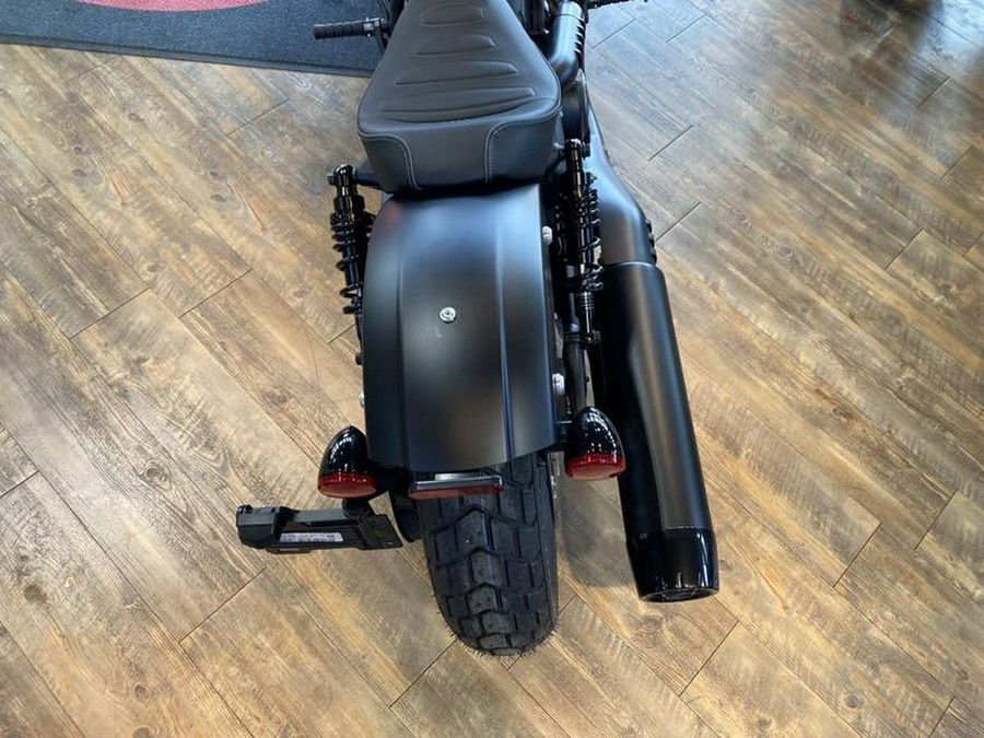 2025 Indian Motorcycle® Scout® Bobber Limited Black Smoke