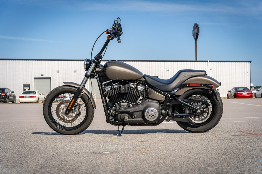 Used 2019 Harley-Davidson Street Bob FXBB Motorcycle For Sale In Florence, SC