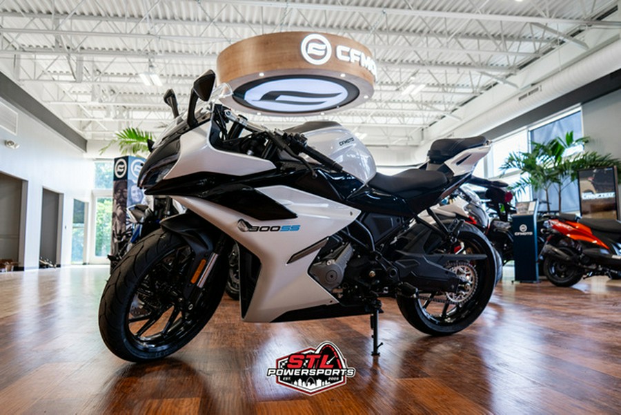 2025 CFMOTO SS 300 - NEBULA WHITE