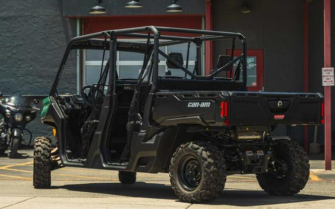 2025 Can-Am® Defender MAX HD7