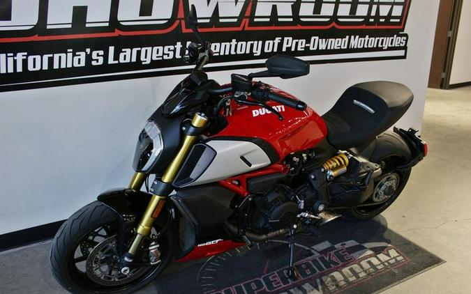 2021 Ducati Diavel 1260 S Ducati Red