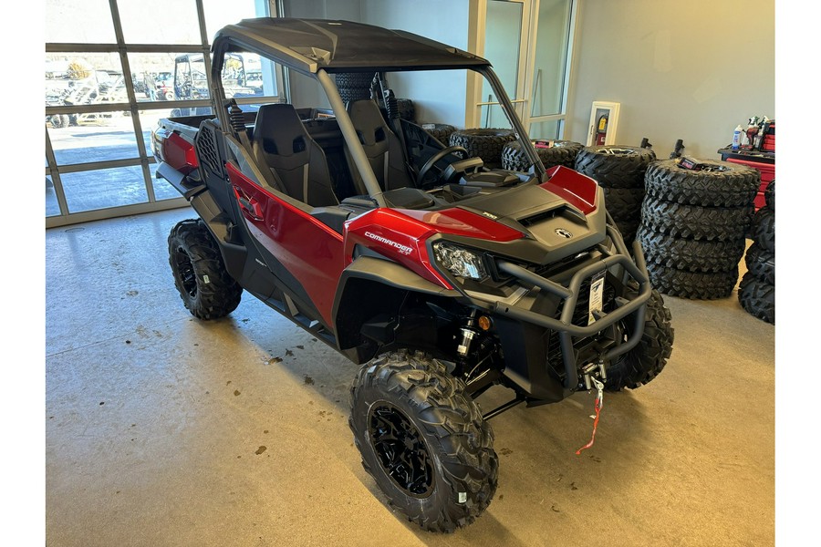 2024 Can-Am Commander XT 700