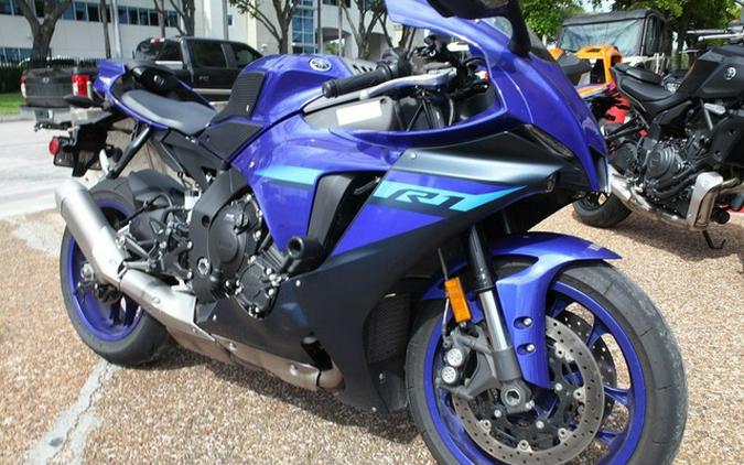 2024 Yamaha YZF-R1