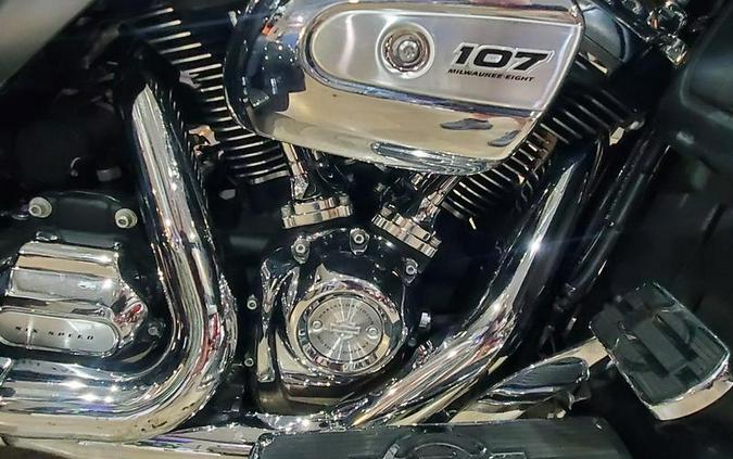 2018 Harley-Davidson® FLHTCUTG - Tri Glide® Ultra