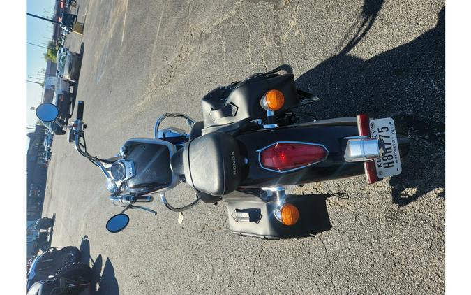 2004 Honda VT750C