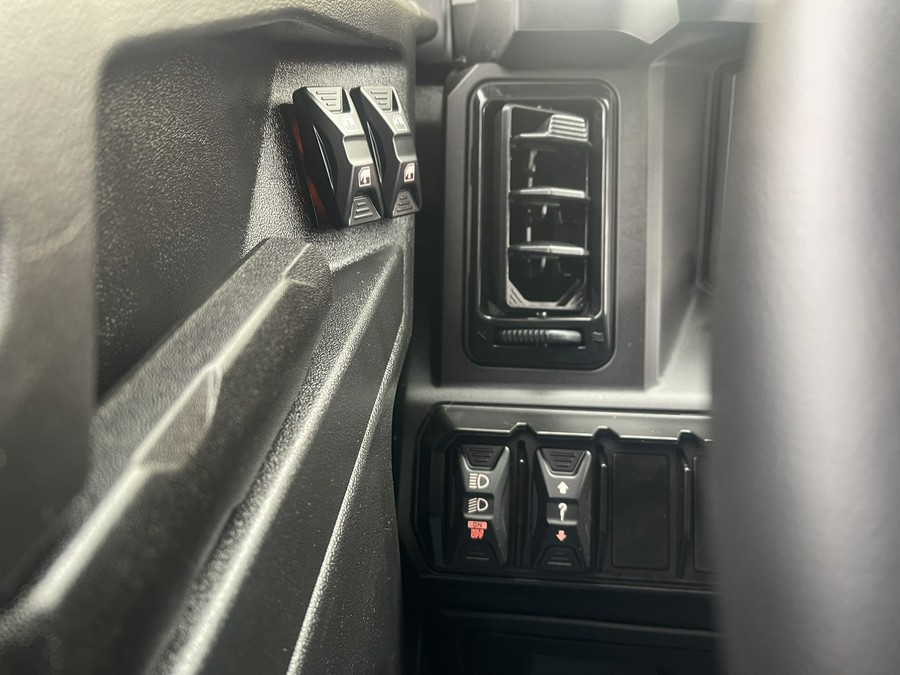 2026 Can-Am Defender MAX Limited HD11