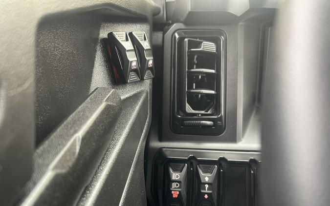 2026 Can-Am Defender MAX Limited HD11