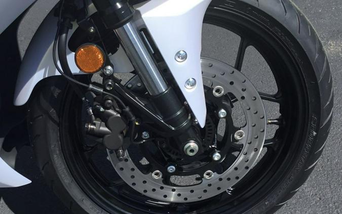 2025 Yamaha YZF-R3