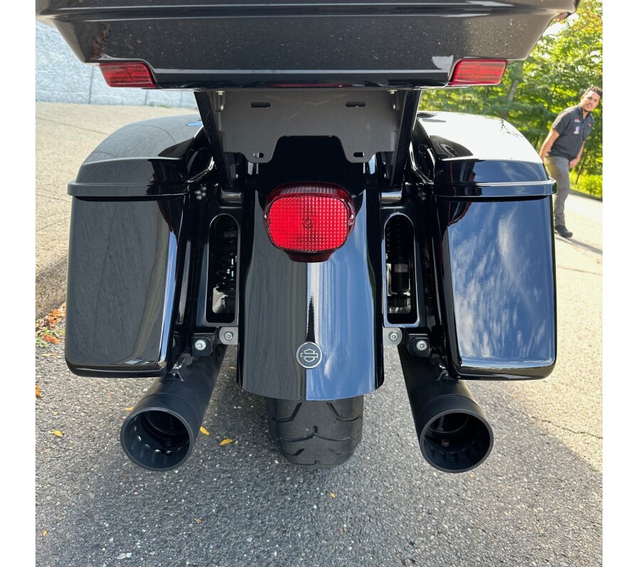 2022 FLHTK Ultra Limited