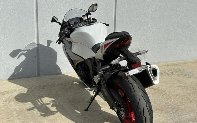 2026 Kawasaki Ninja ZX-6R ABS