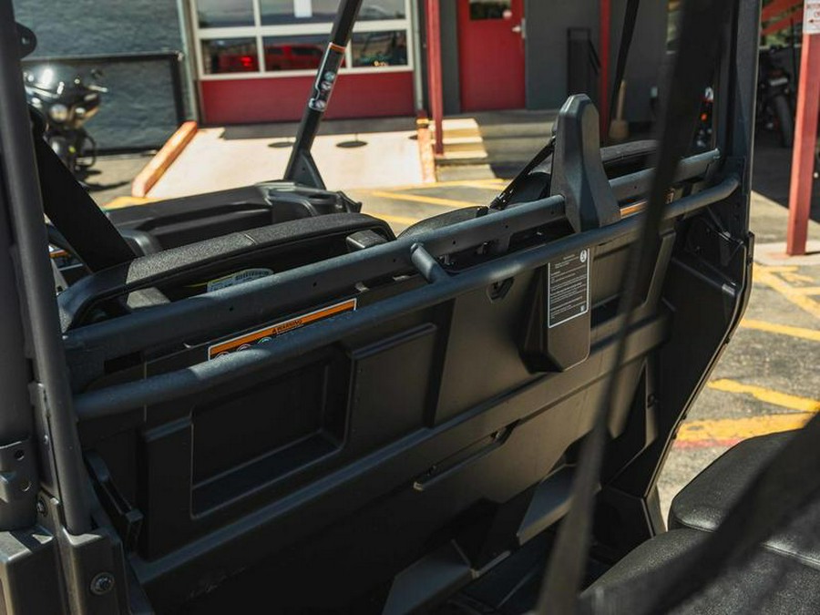 2025 Can-Am® Defender MAX HD7