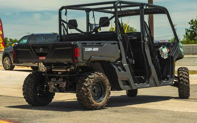 2025 Can-Am® Defender MAX HD7