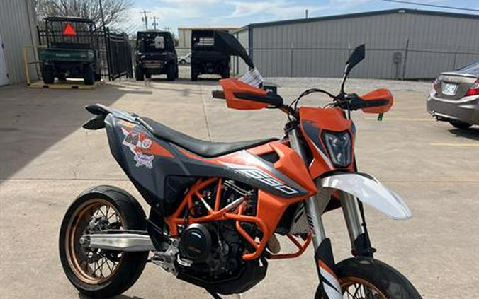 2022 KTM 690 Enduro R