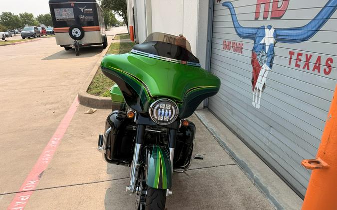 2011 Harley-Davidson CVO™ Street Glide®