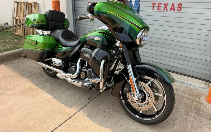 2011 Harley-Davidson CVO™ Street Glide®