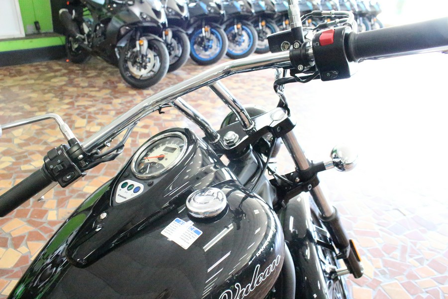 2026 Kawasaki Vulcan 900 Custom Metallic Spark Black - TA006256