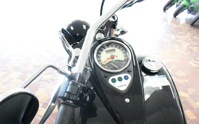 2026 Kawasaki Vulcan 900 Custom Metallic Spark Black - TA006256