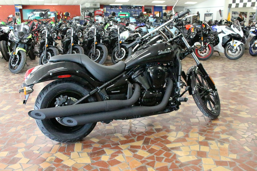 2026 Kawasaki Vulcan 900 Custom Metallic Spark Black - TA006256