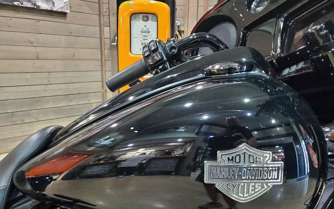 2022 Harley-Davidson® FLHXS - Street Glide® Special