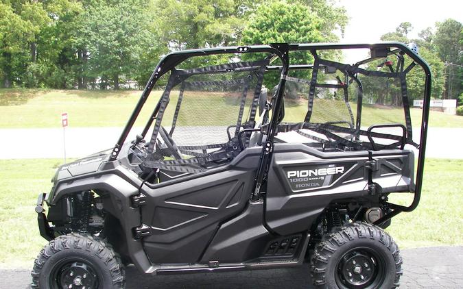 2024 Honda Pioneer 1000-5