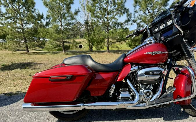 2019 Harley-Davidson® Street Glide® FLHX