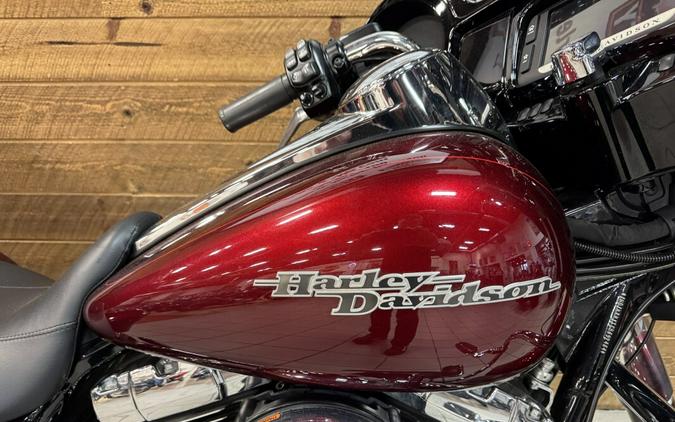 2016 Harley-Davidson® Street Glide® Special Velocity Red Sunglo FLHXS